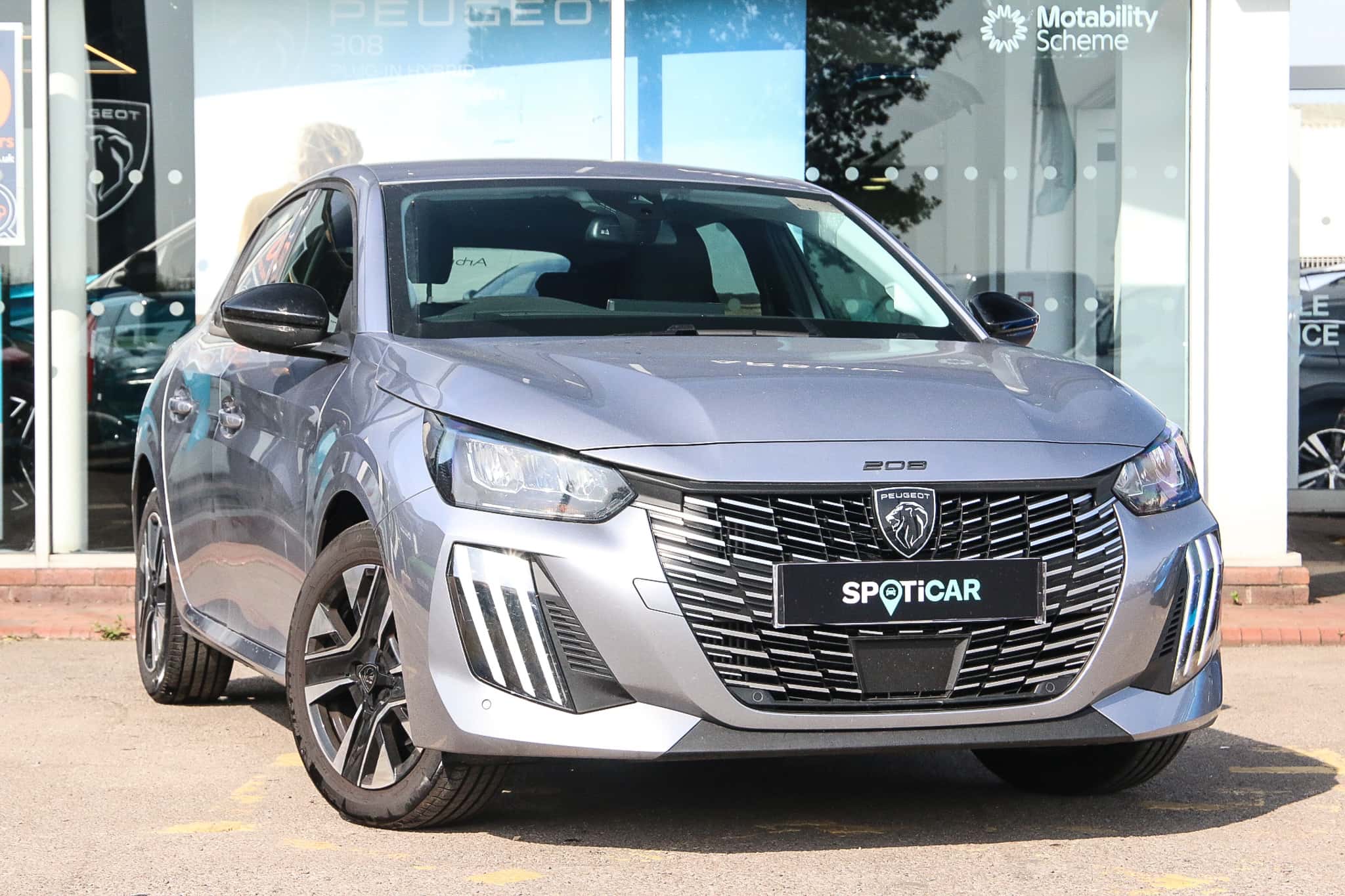 Main listing image - Peugeot 208