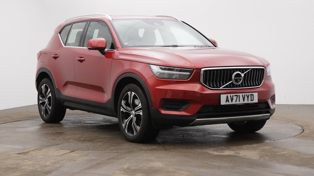 Main listing image - Volvo XC40 Recharge