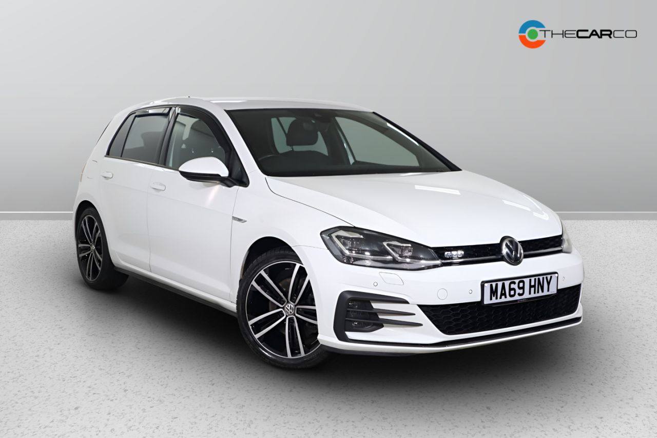 Main listing image - Volkswagen Golf