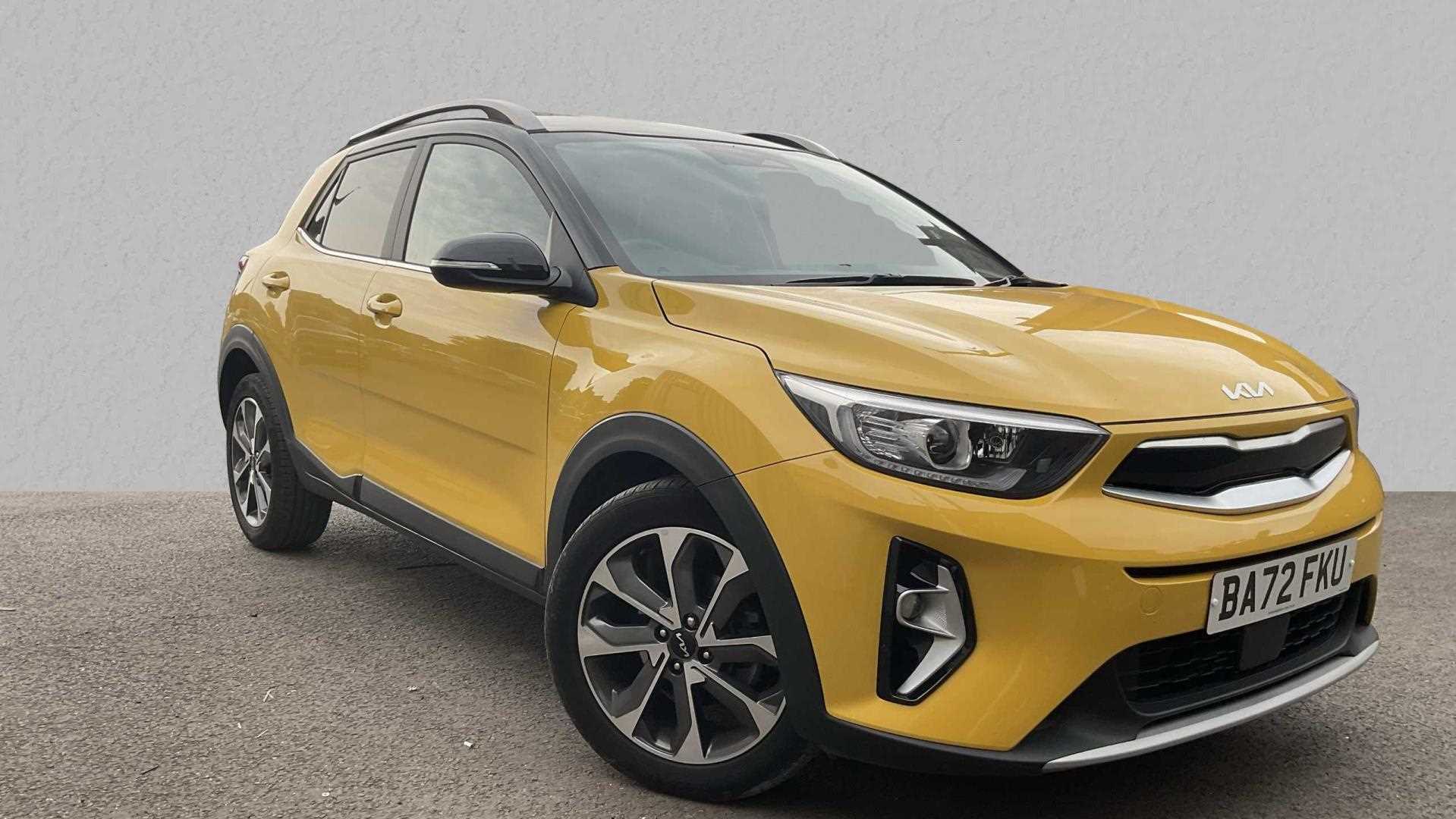 Main listing image - Kia Stonic