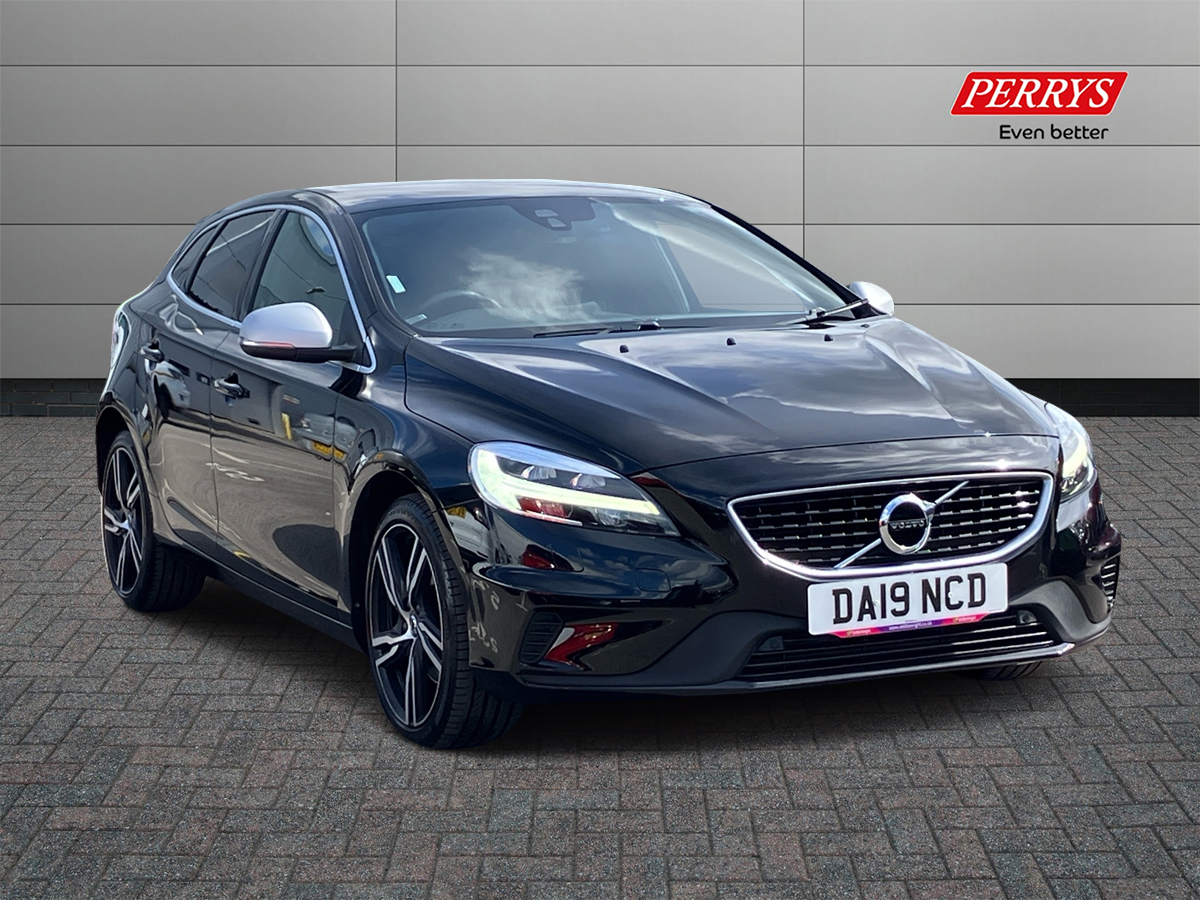 Main listing image - Volvo V40