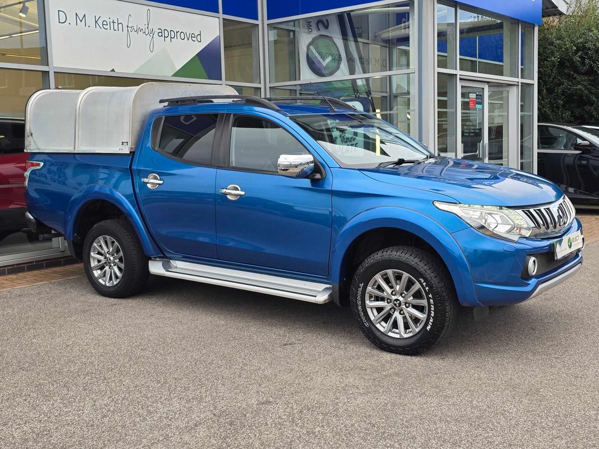 Main listing image - Mitsubishi L200