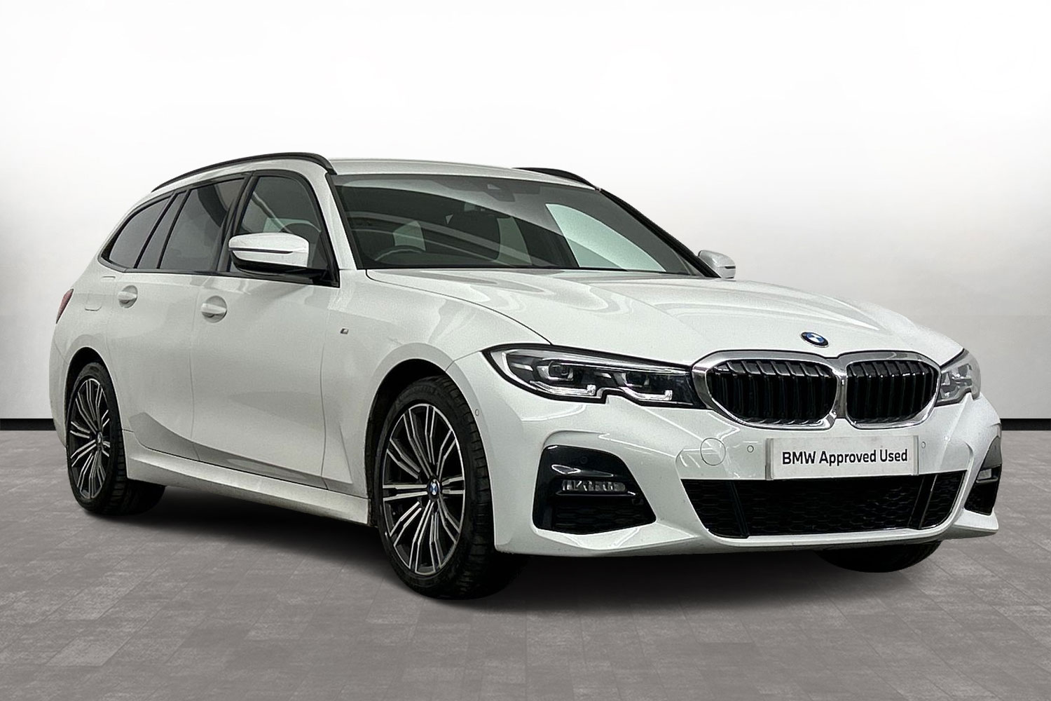 Main listing image - BMW 3 Series Touring