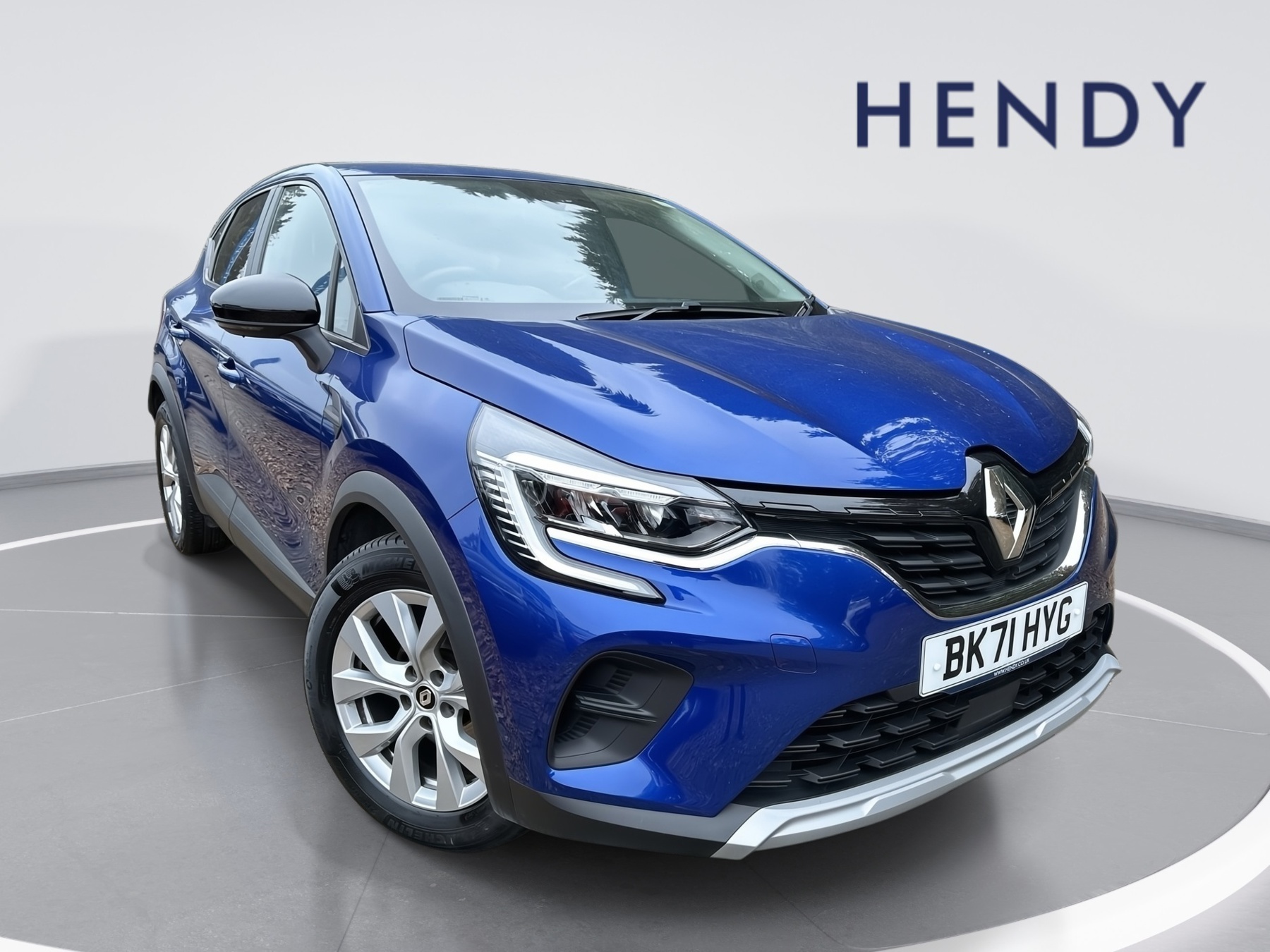 Main listing image - Renault Captur