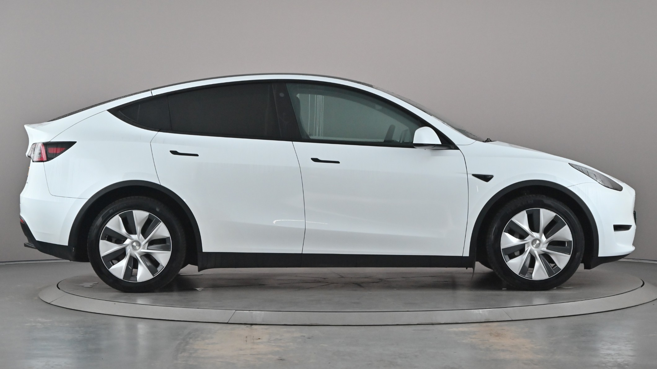 Main listing image - Tesla Model Y