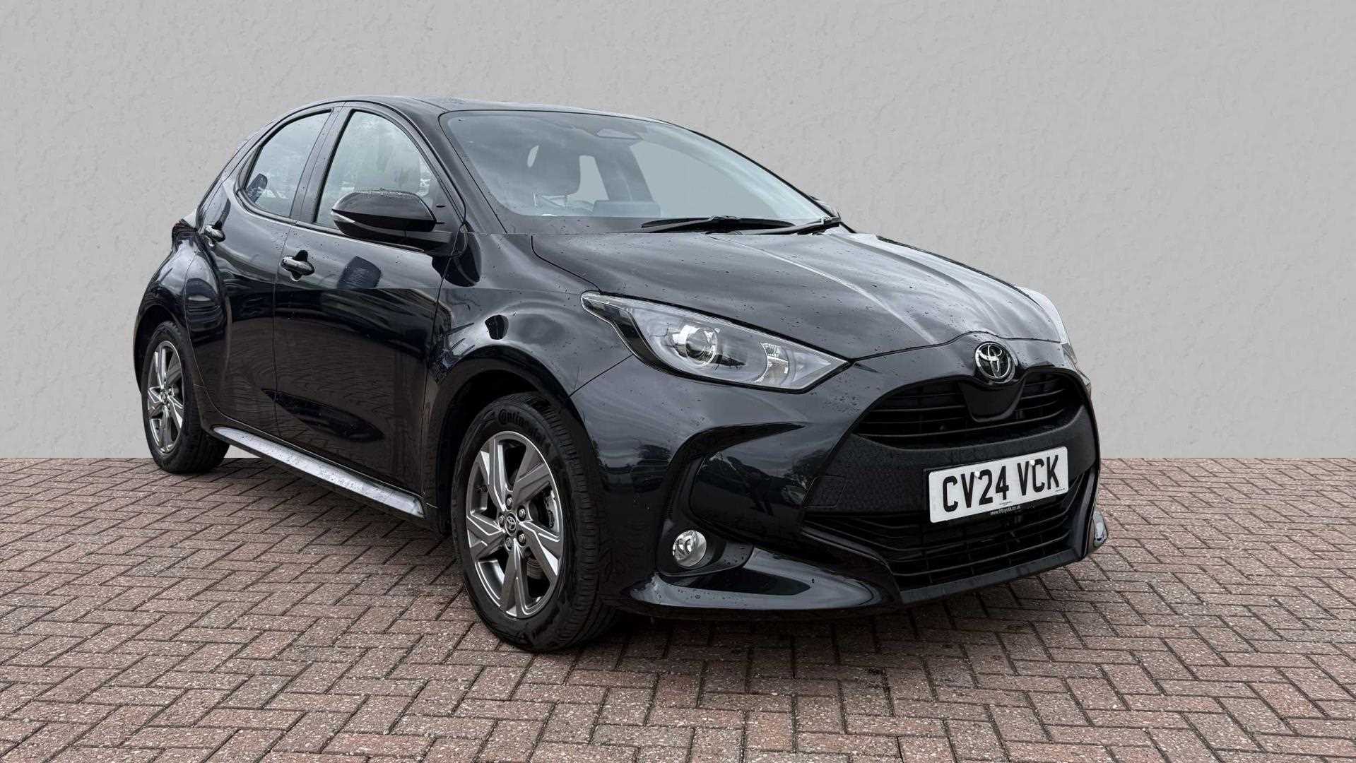 Main listing image - Toyota Yaris