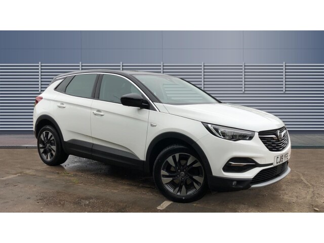 Main listing image - Vauxhall Grandland X