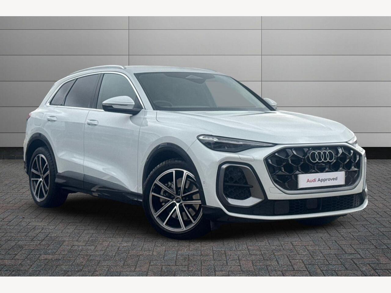 Main listing image - Audi Q5