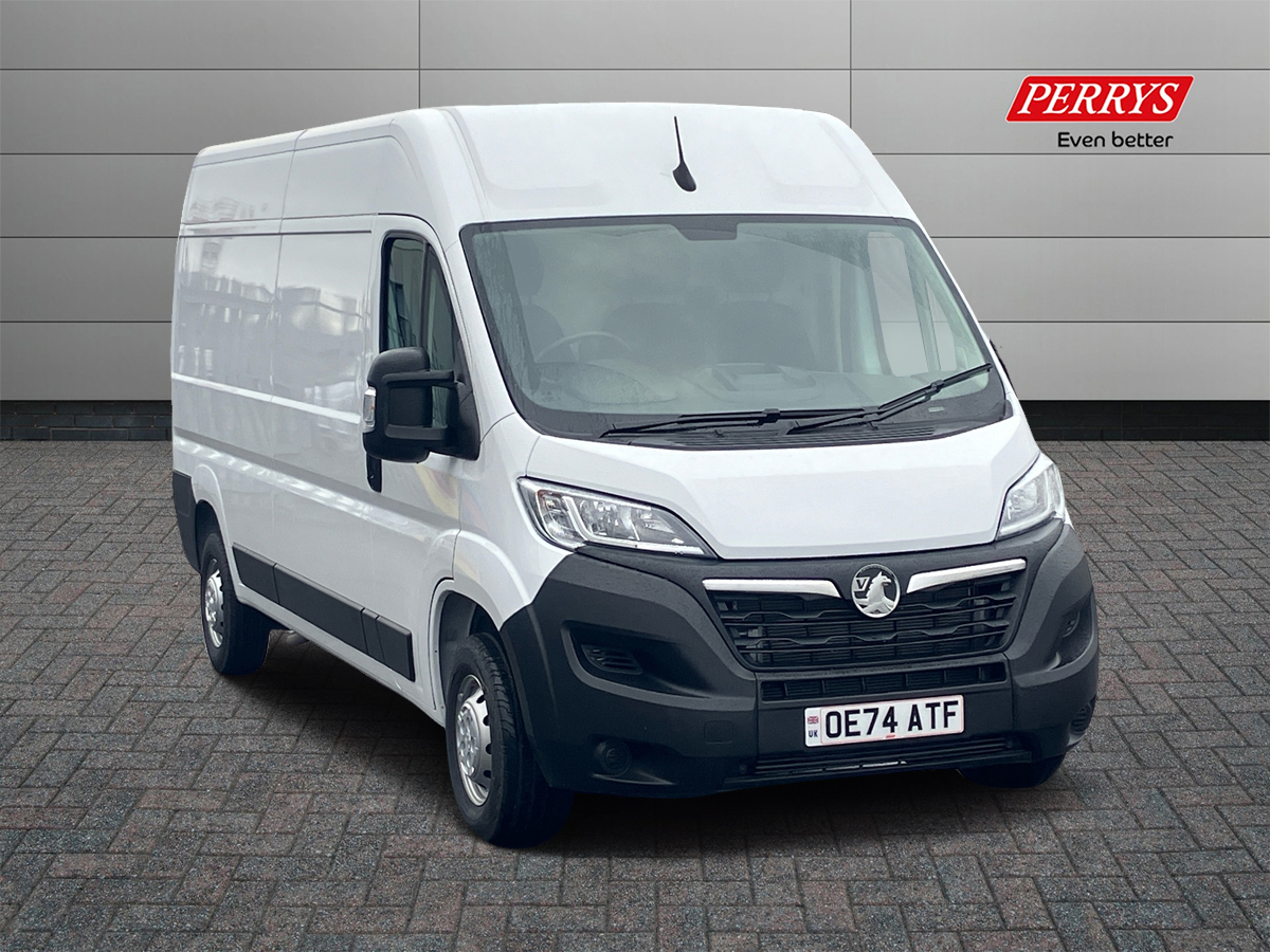 Main listing image - Vauxhall Movano