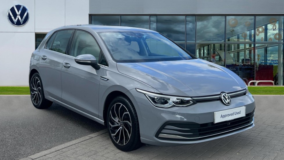 Main listing image - Volkswagen Golf