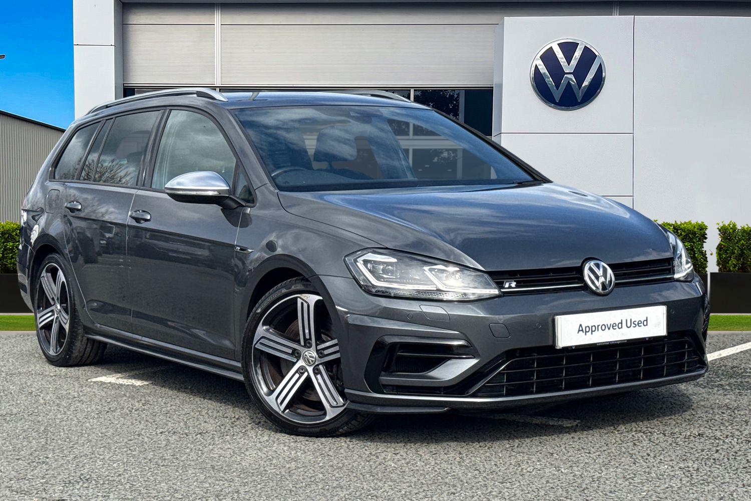 Main listing image - Volkswagen Golf Estate
