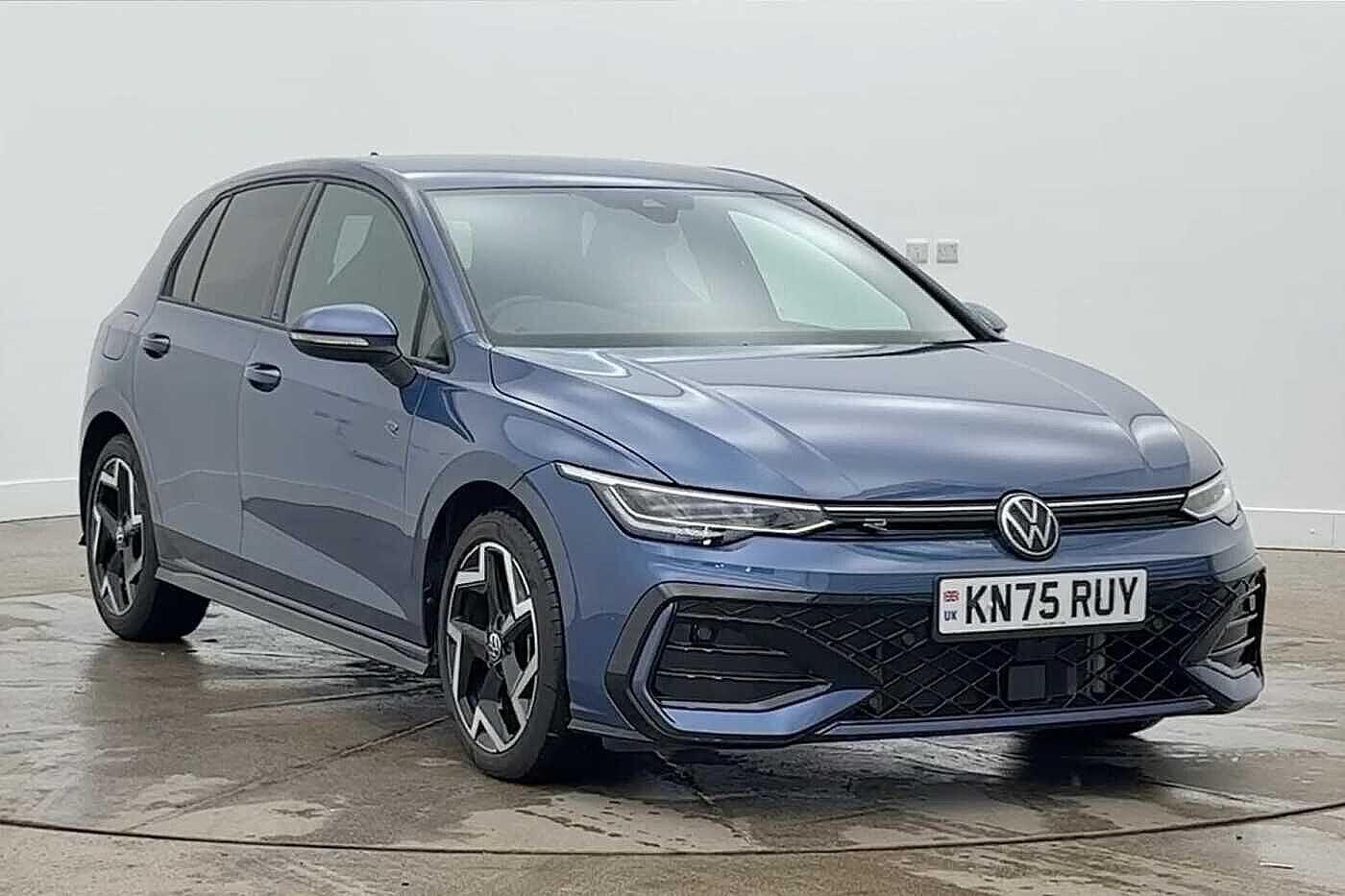 Main listing image - Volkswagen Golf