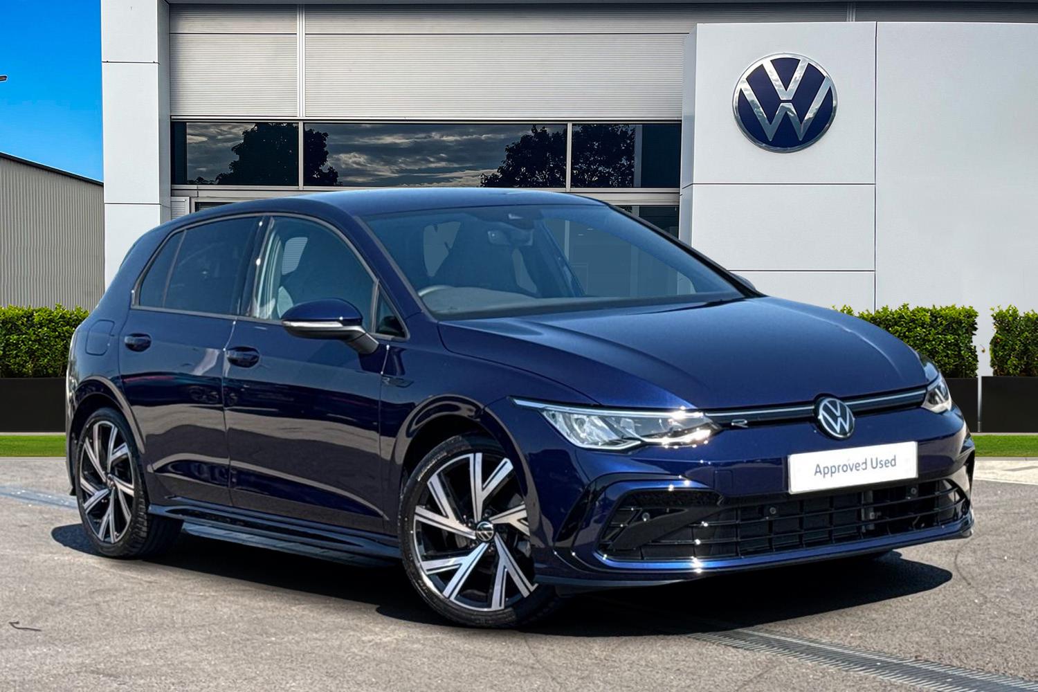 Main listing image - Volkswagen Golf