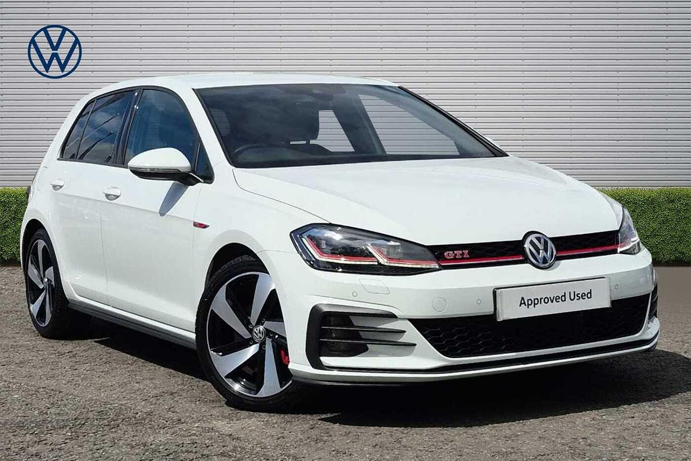 Main listing image - Volkswagen Golf