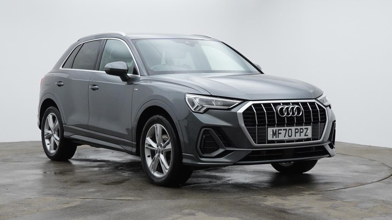 Main listing image - Audi Q3