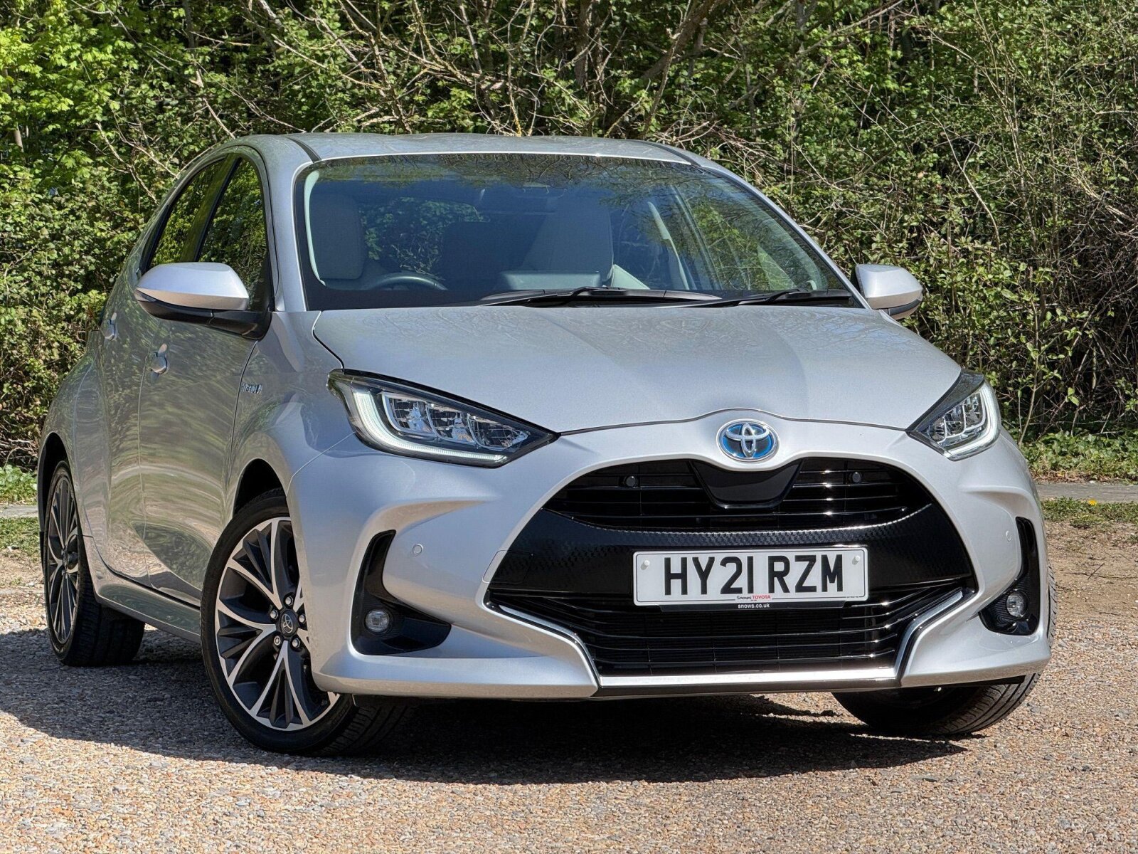 Main listing image - Toyota Yaris