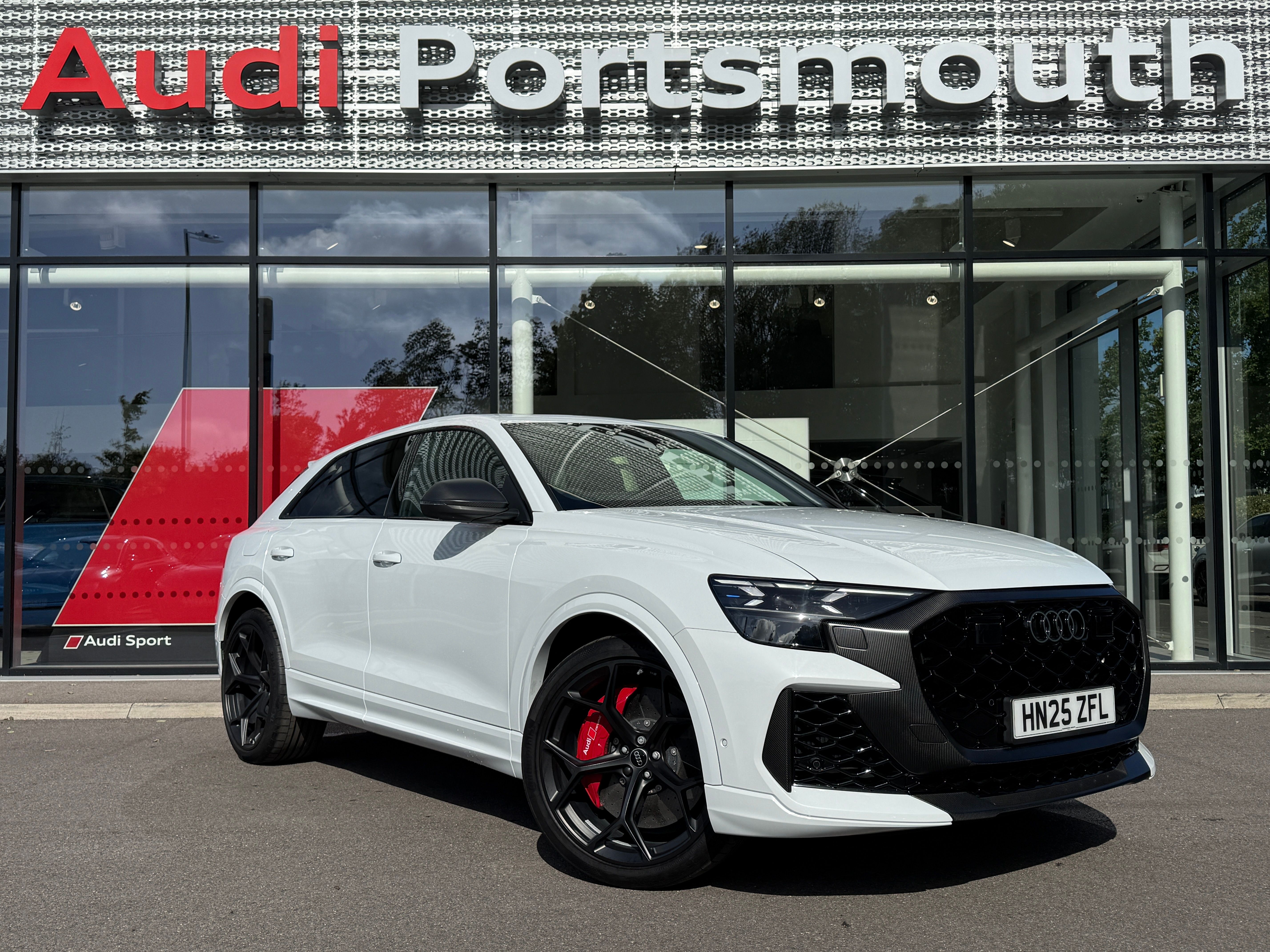 Main listing image - Audi RS Q8
