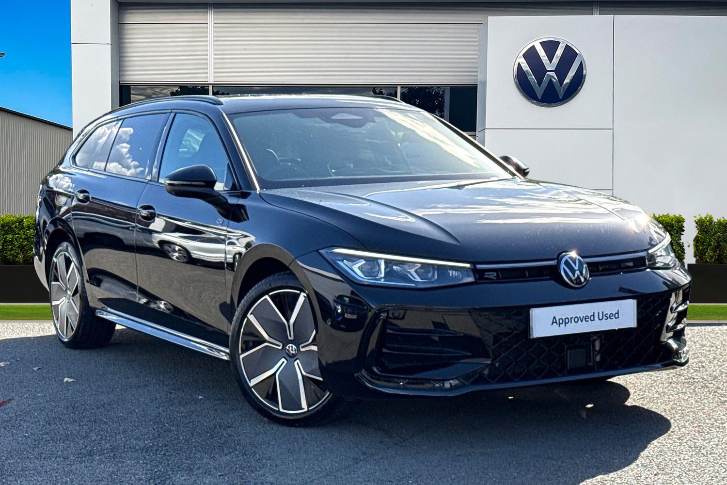 Main listing image - Volkswagen Passat