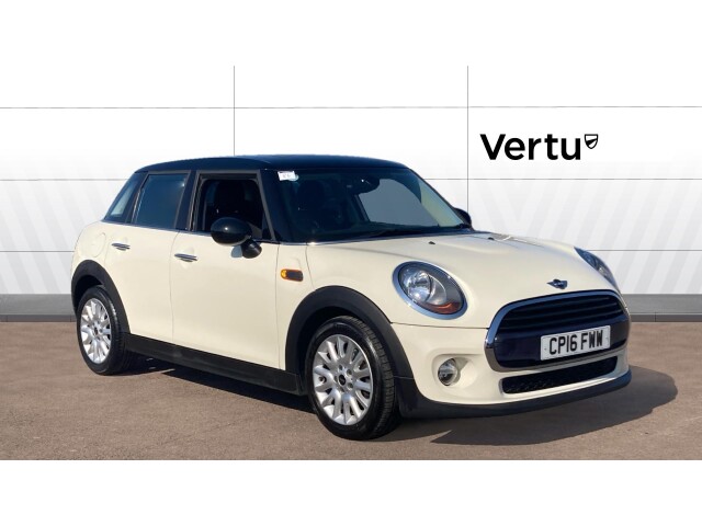Main listing image - MINI Hatchback 5dr