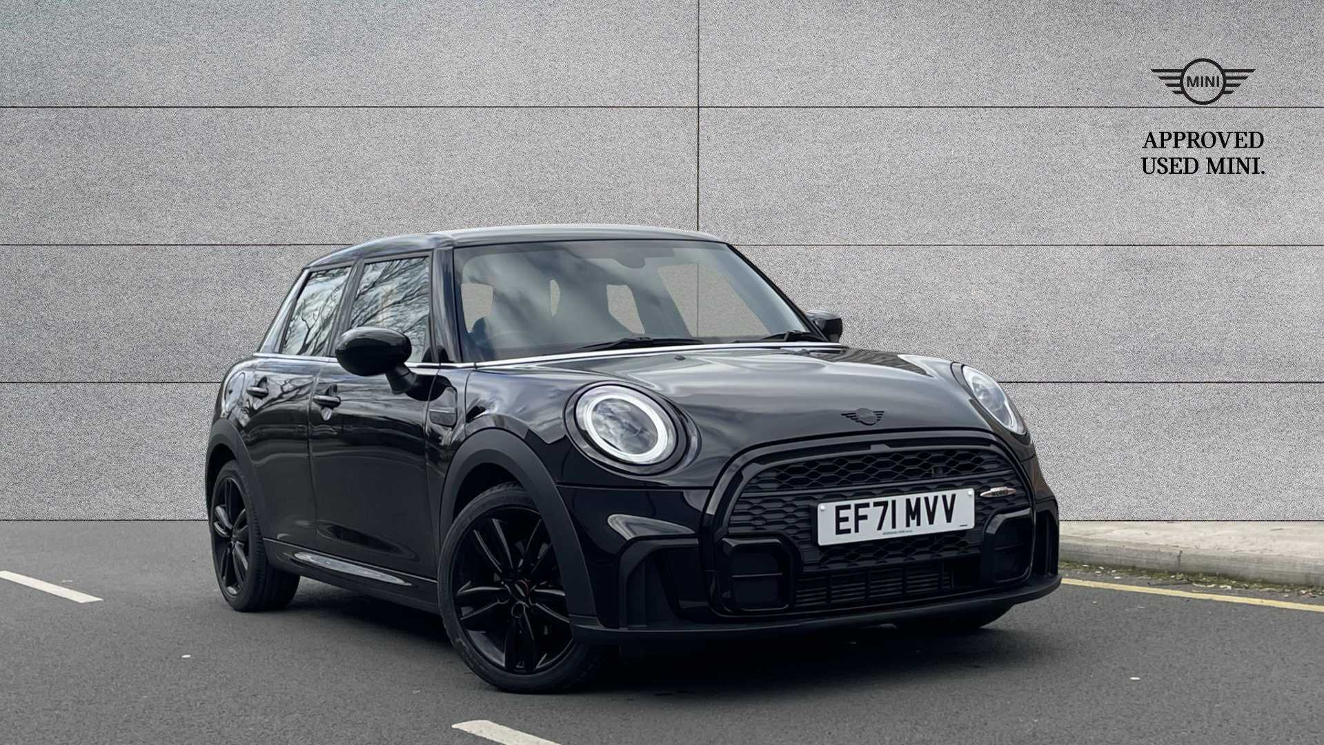 Main listing image - MINI Hatchback 5dr