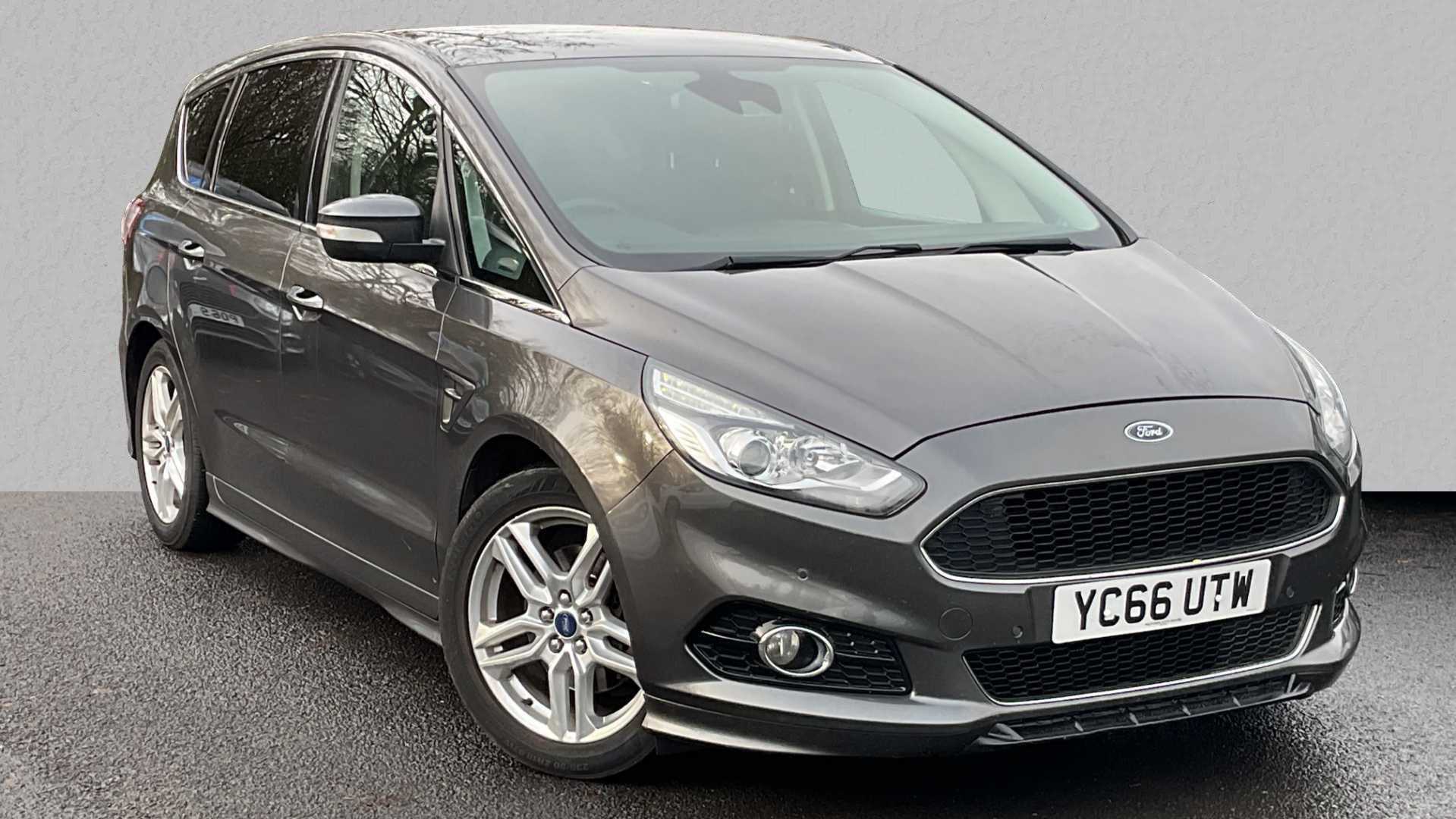 Main listing image - Ford S-MAX