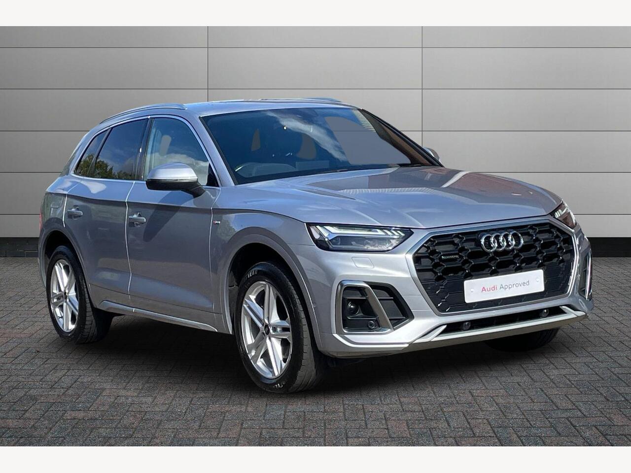 Main listing image - Audi Q5