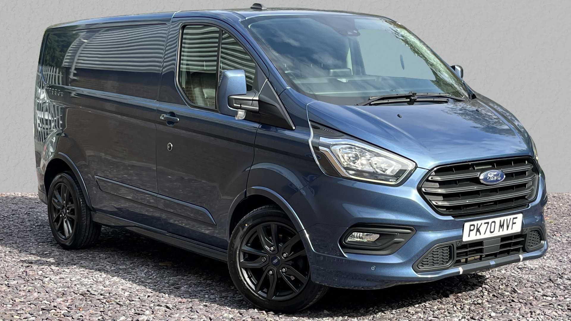 Main listing image - Ford Transit Custom