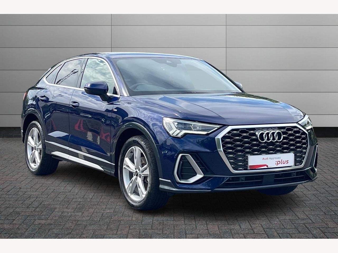 Main listing image - Audi Q3