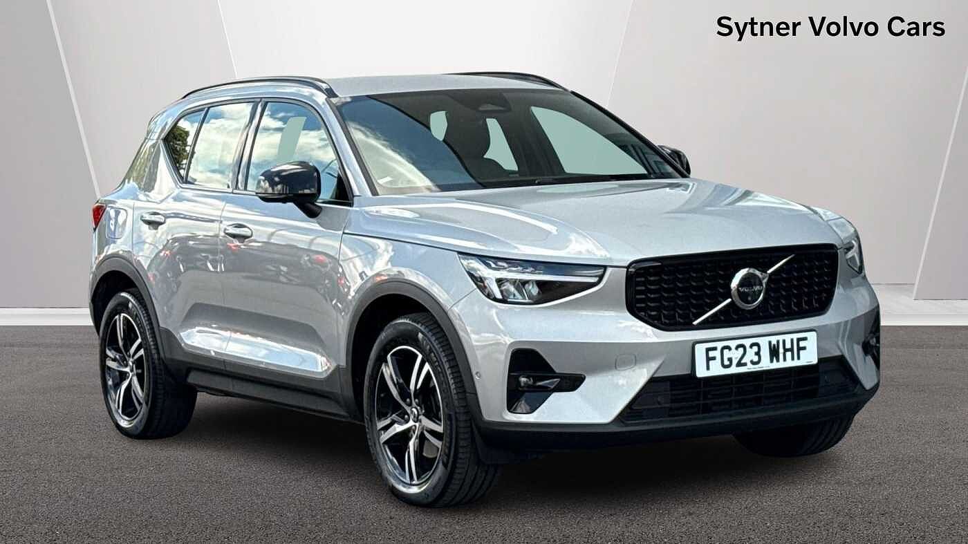 Main listing image - Volvo XC40