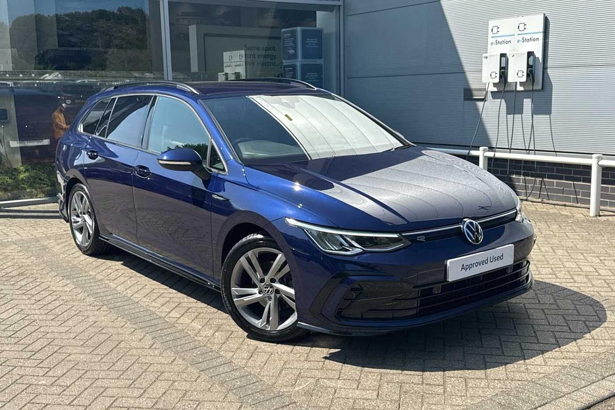 Main listing image - Volkswagen Golf Estate