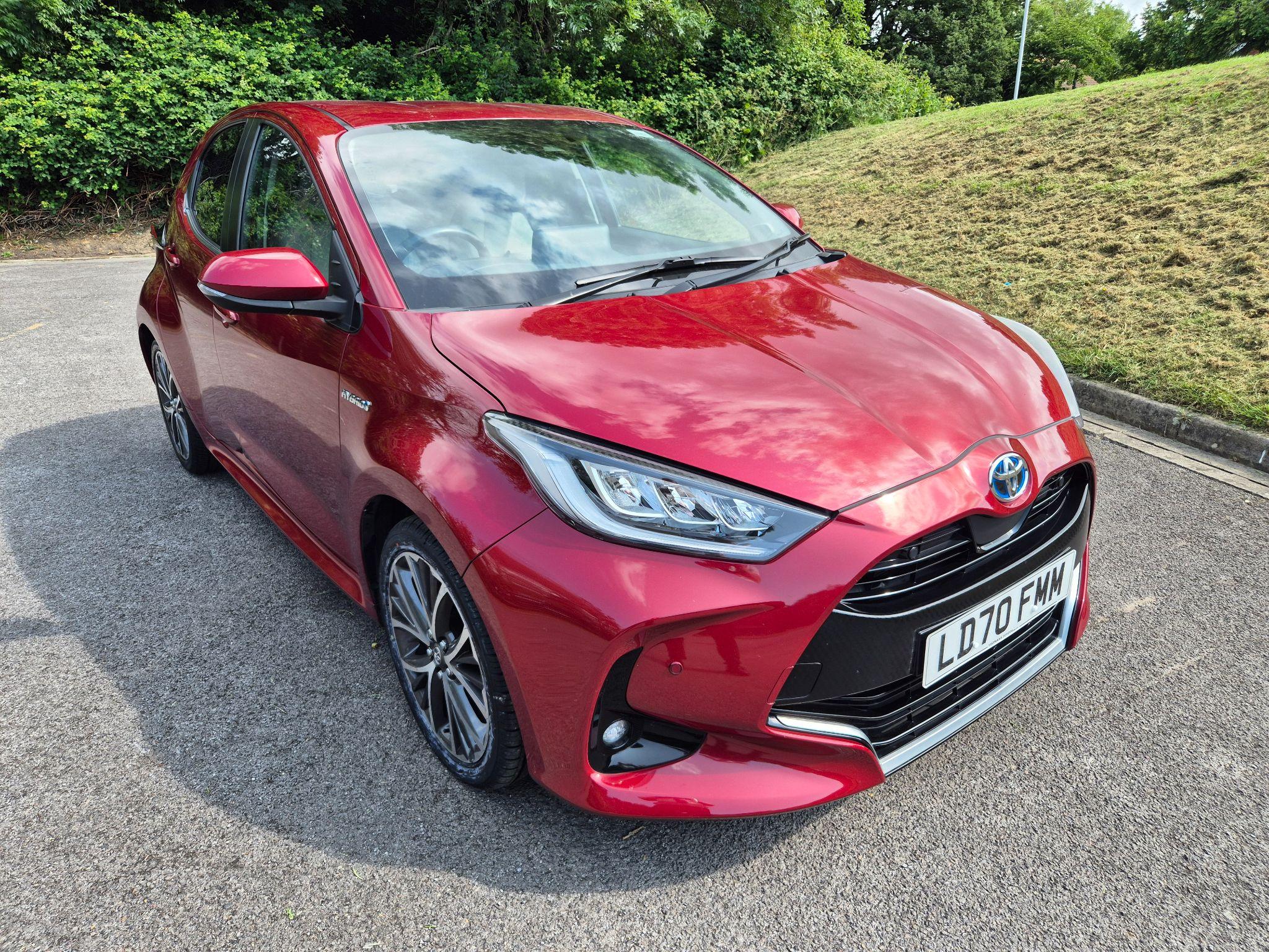 Main listing image - Toyota Yaris
