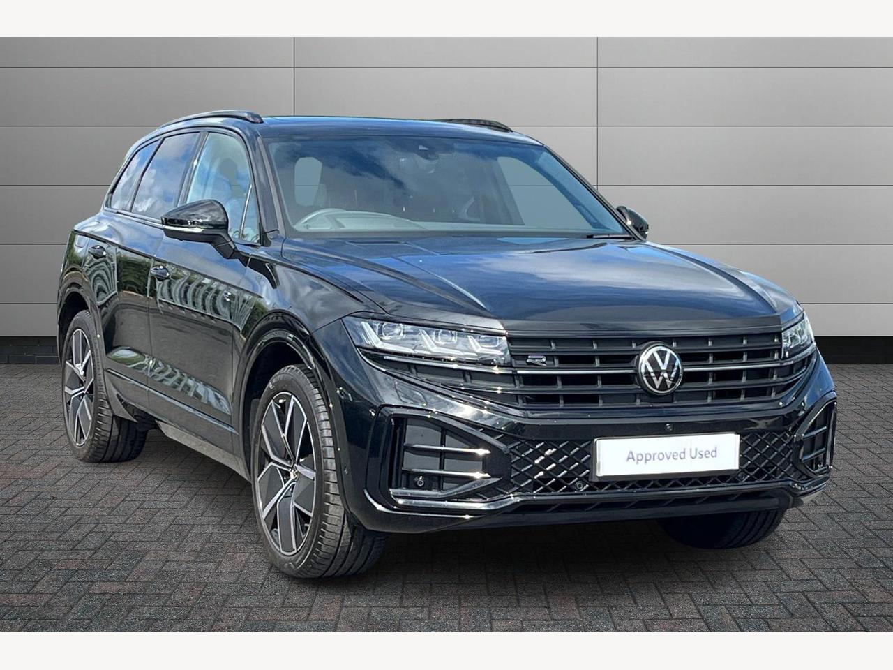 Main listing image - Volkswagen Touareg