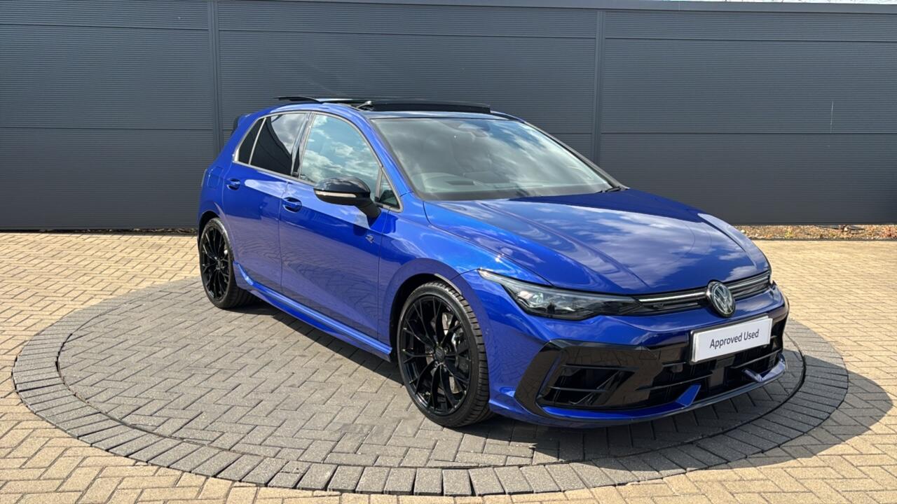Main listing image - Volkswagen Golf