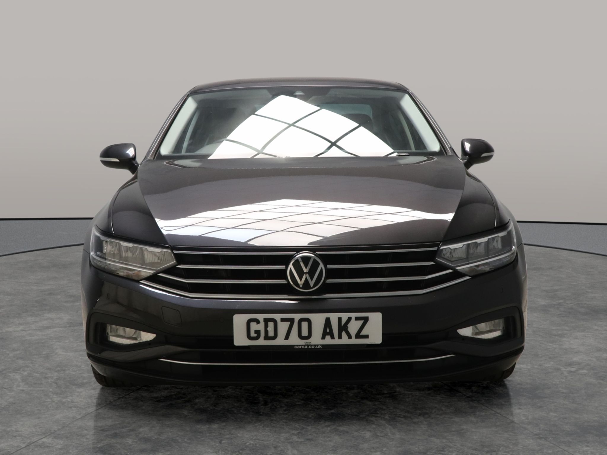 Main listing image - Volkswagen Passat