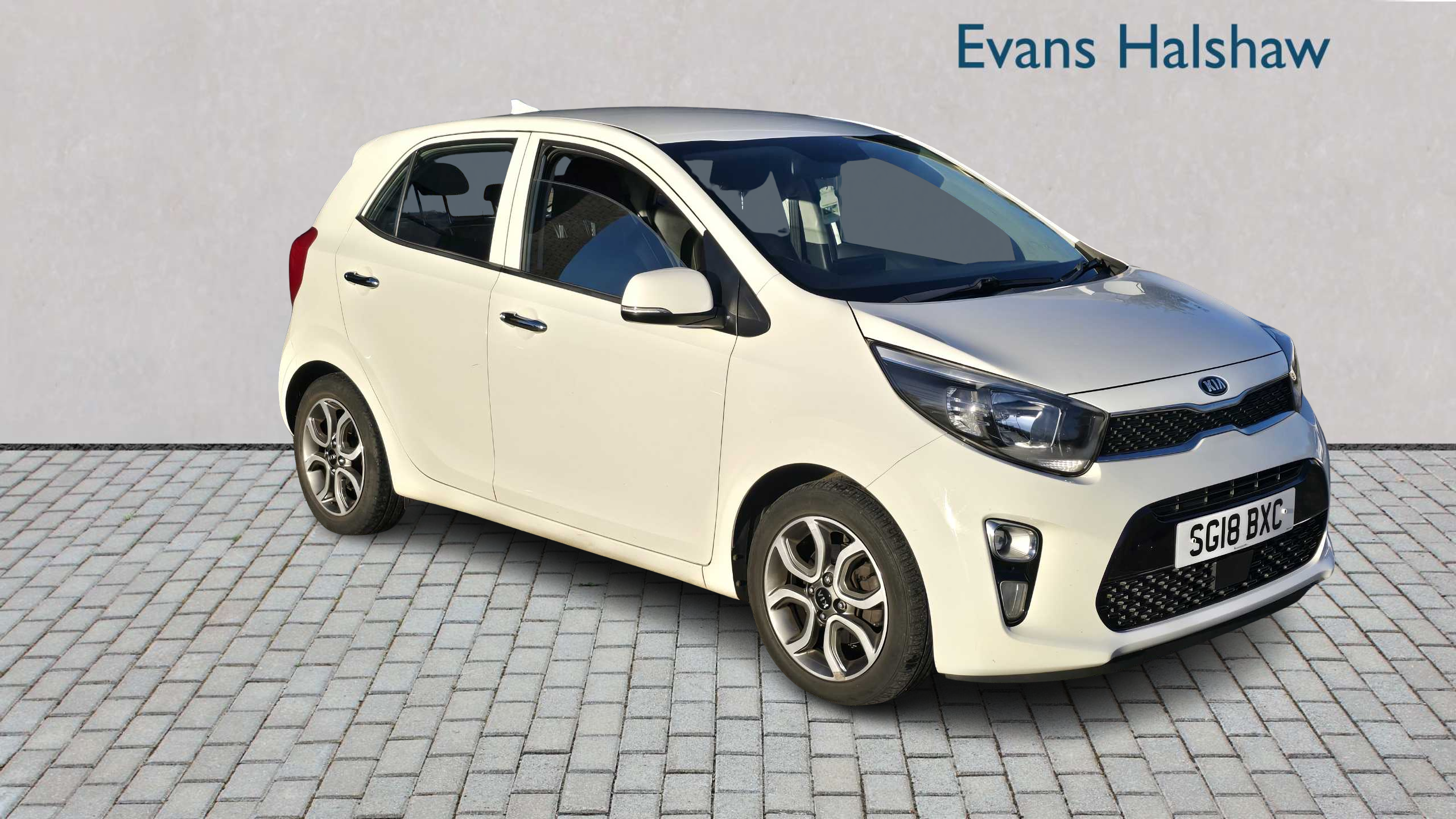 Main listing image - Kia Picanto