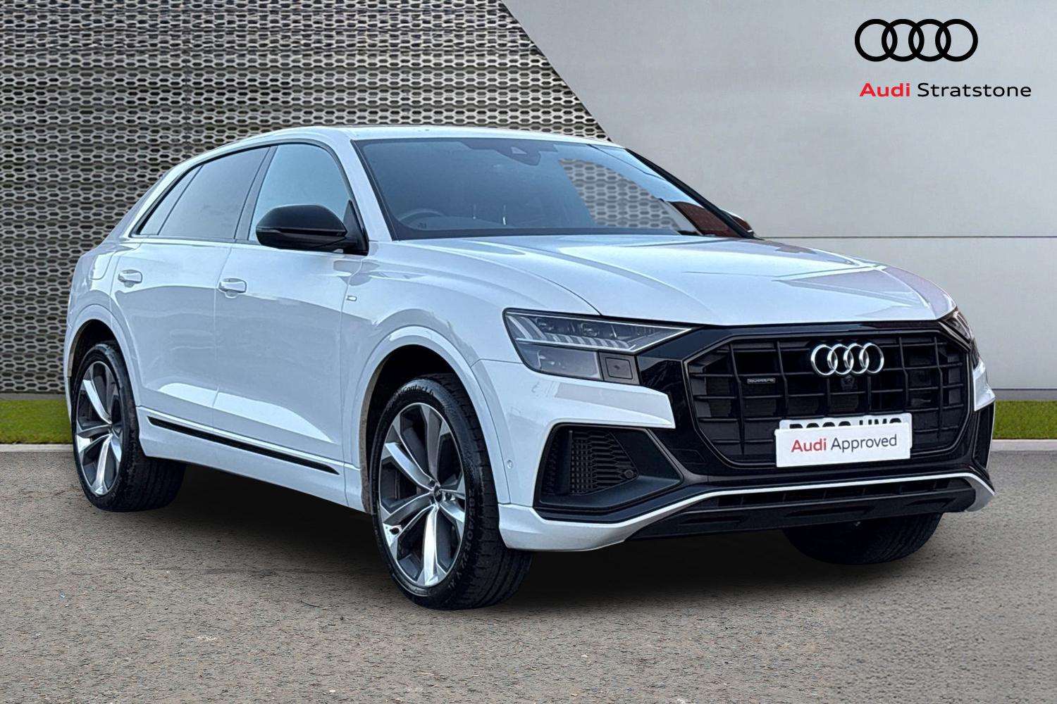 Main listing image - Audi Q8
