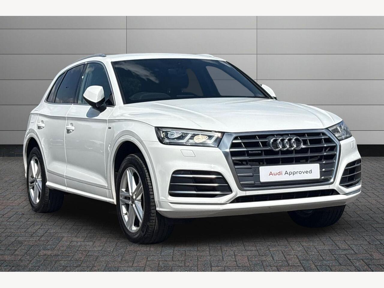 Main listing image - Audi Q5