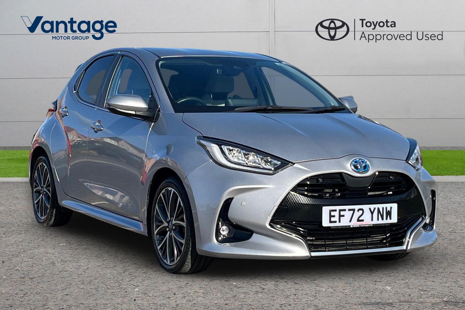 Main listing image - Toyota Yaris