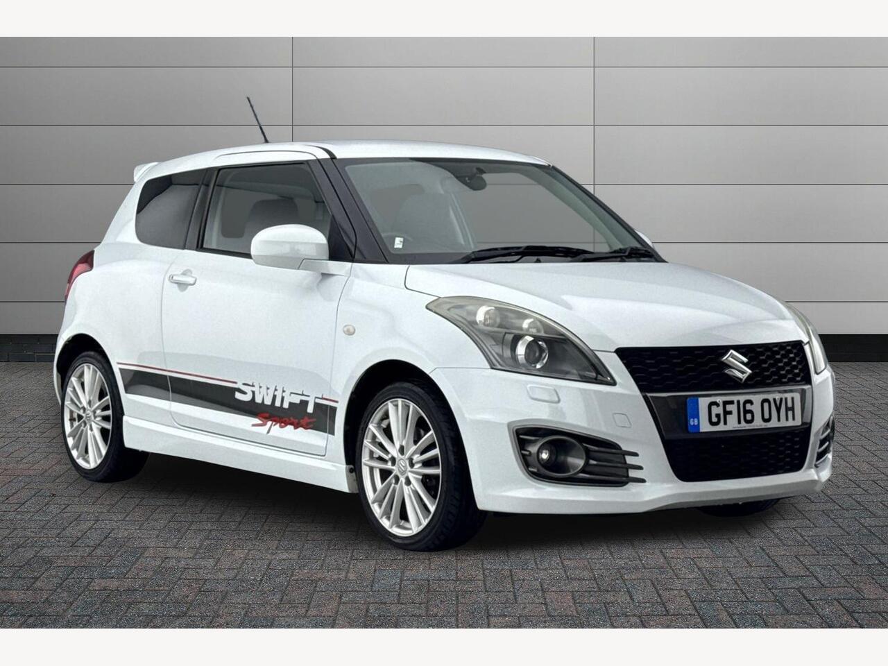 Main listing image - Suzuki Swift Sport