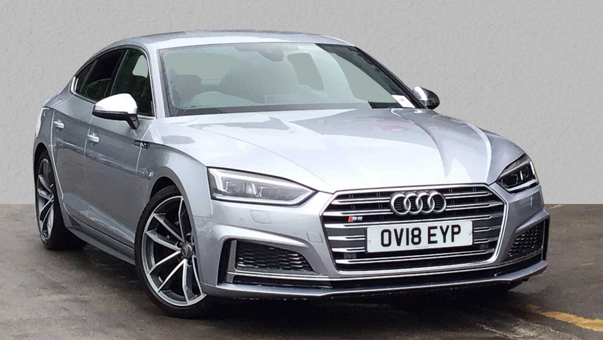 Main listing image - Audi S5