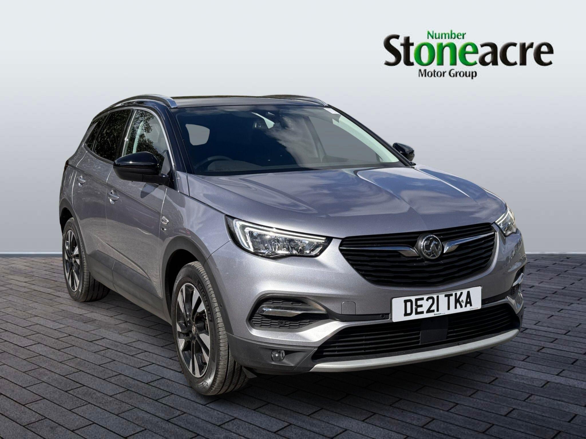 Main listing image - Vauxhall Grandland X