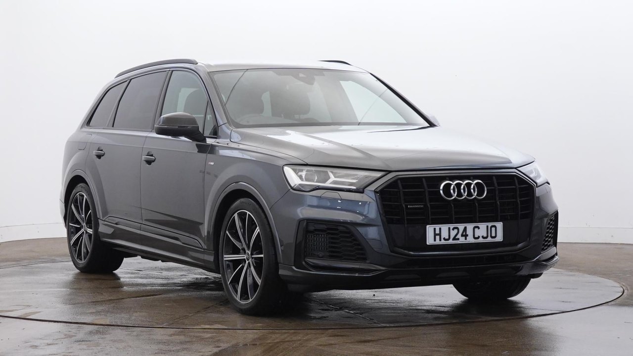 Main listing image - Audi Q7