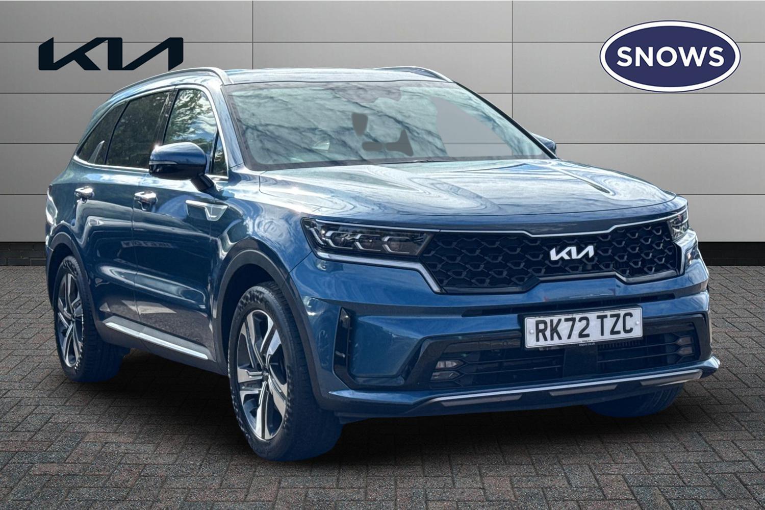 Main listing image - Kia Sorento