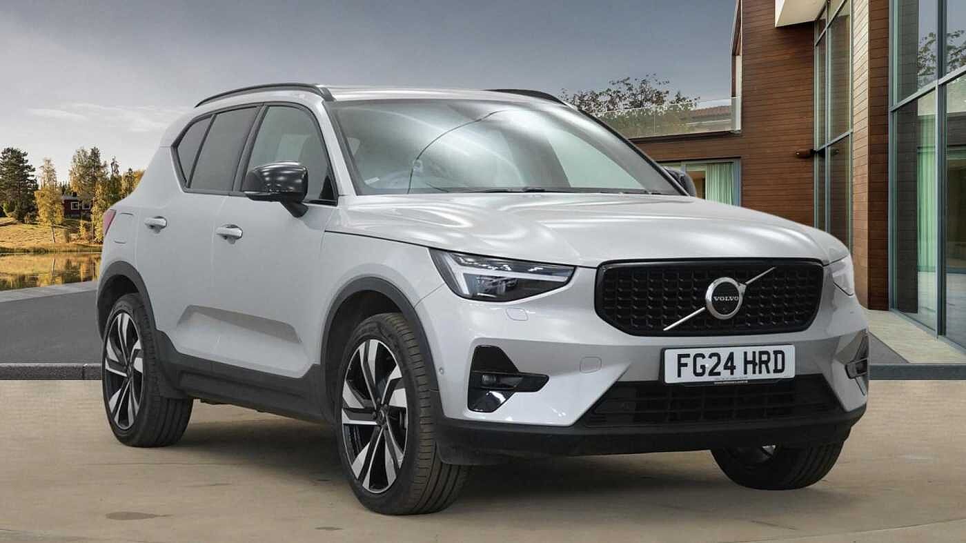 Main listing image - Volvo XC40