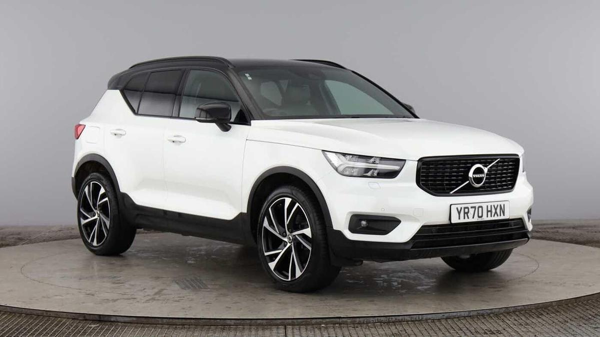 Main listing image - Volvo XC40