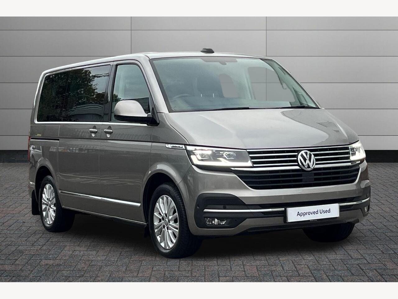 Main listing image - Volkswagen Caravelle