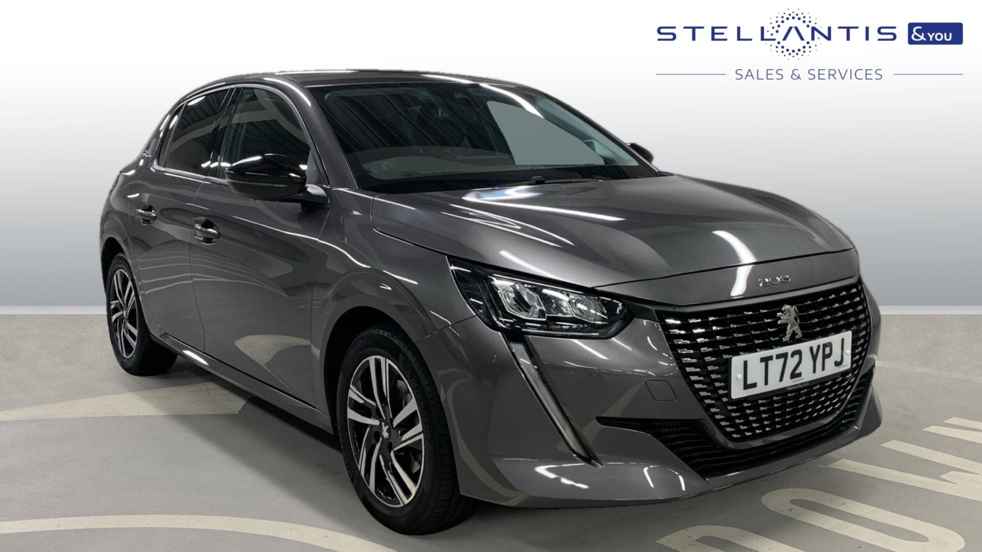 Main listing image - Peugeot 208