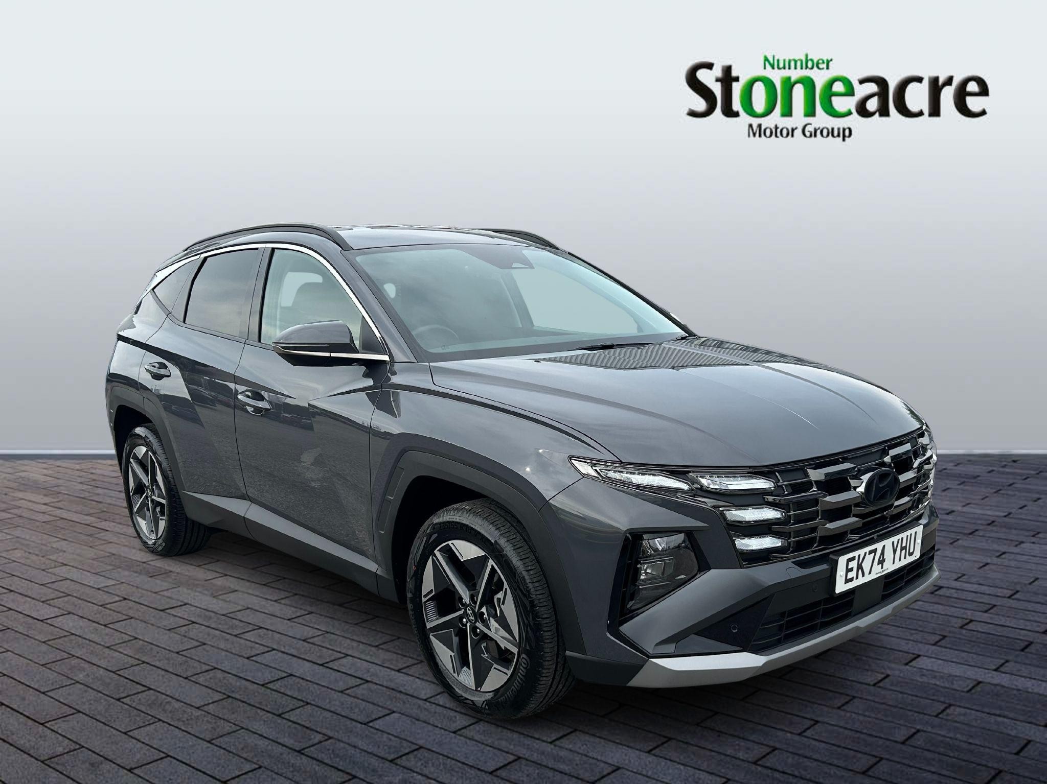 Main listing image - Hyundai Tucson