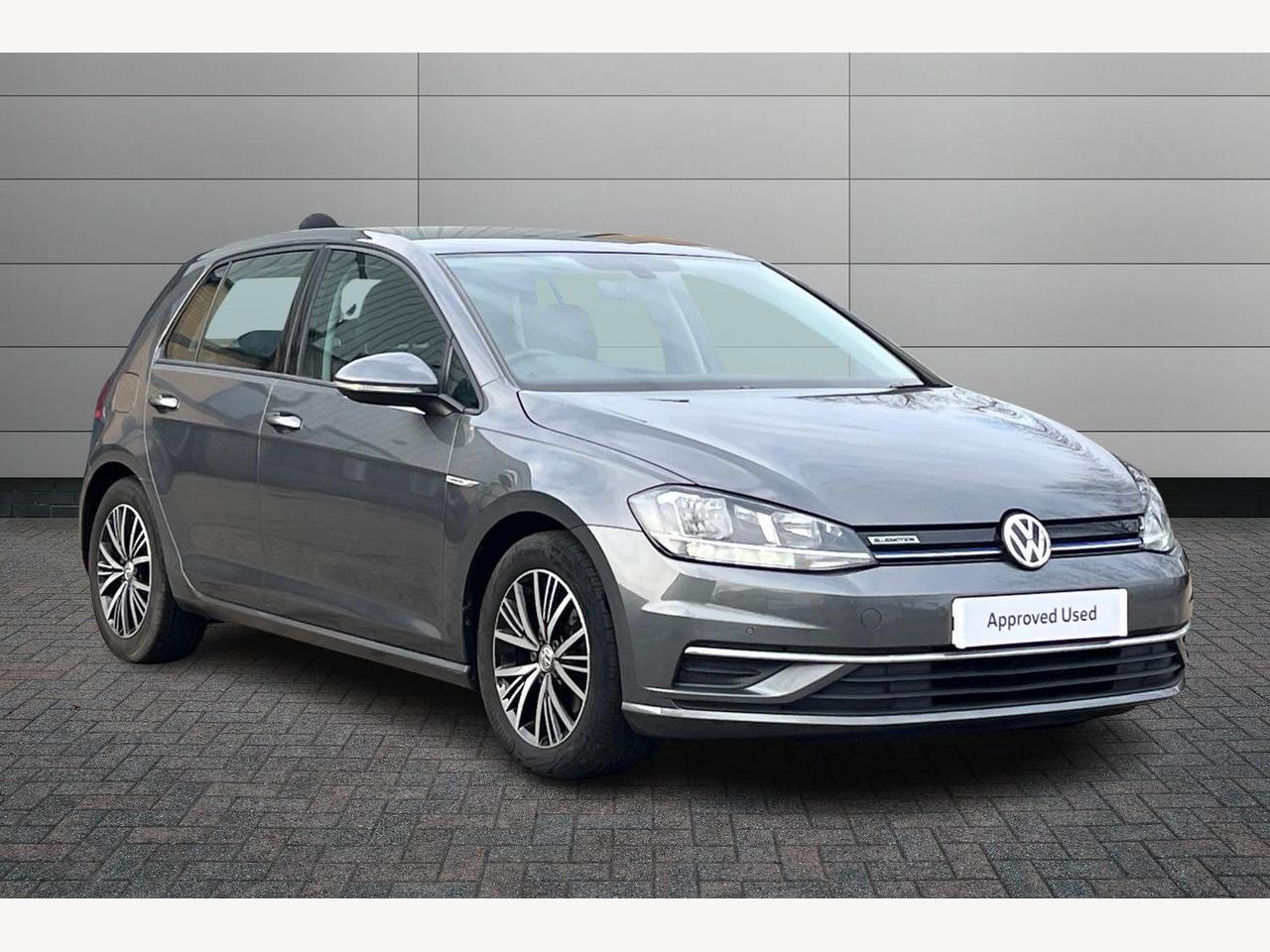 Main listing image - Volkswagen Golf