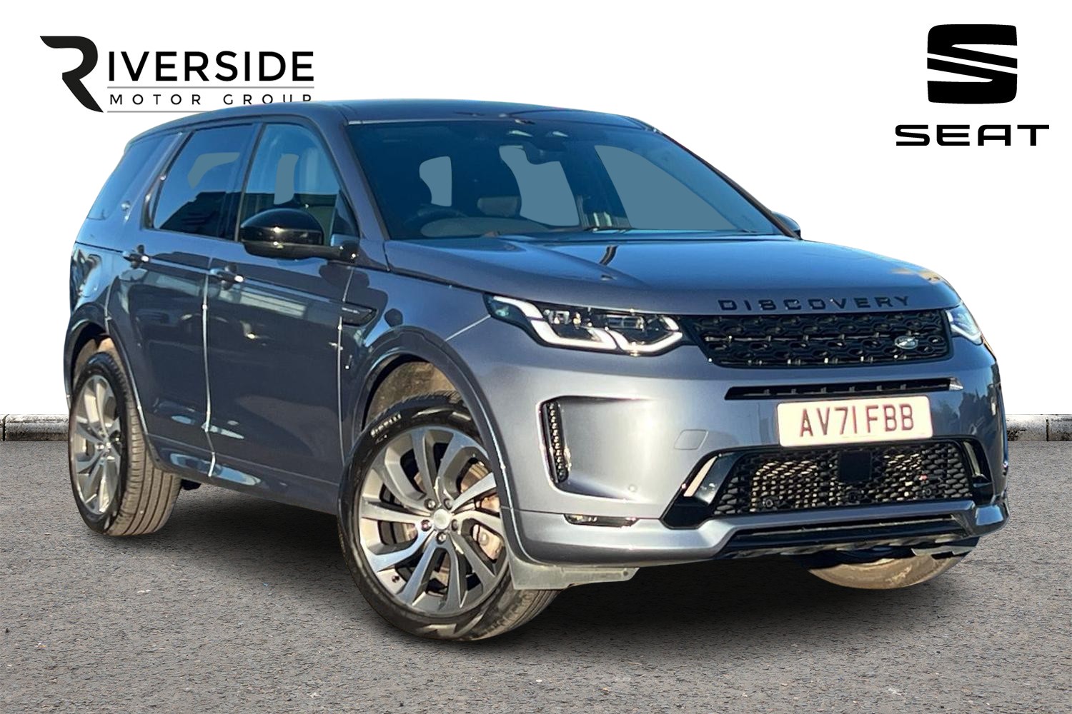 Main listing image - Land Rover Discovery Sport